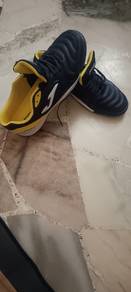Kasut Futsal
