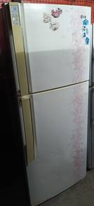Peti Sejuk LG