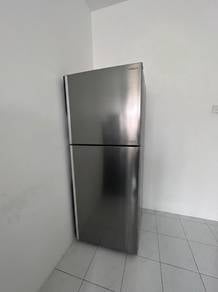 [LIKE NEW] Hitachi 2-Door Inverter Refrigerator (3