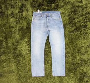 Levi’s 501 sz 32.))