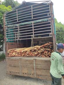 Kayu 1x2 panjang 4.2 kaki 5377