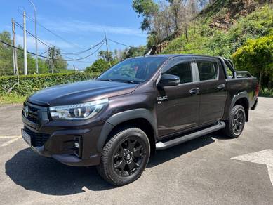 Toyota Hilux BLACK EDITION in Kota Kinabalu, SBH