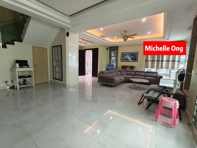 Semi-Detached House For Sale in Sungai Ara,PNG
