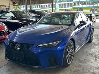 Lexus IS 300 F-SPORT in Johor Bahru, JHR