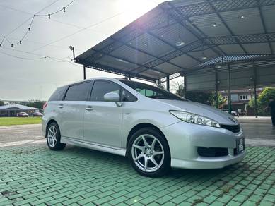 Toyota Wish X in Batu Pahat, JHR