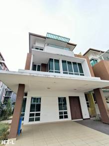 Semi-Detached House For Sale in Setia Alam,SGR