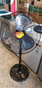New 18" Metal blade Stand Fan 5Ag1n3