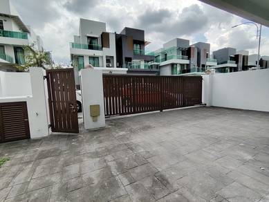 3-storey Terraced House For Sale in Bandar Mahkota Cheras,SGR