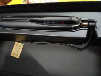 Ghd platinum+ hair straightener