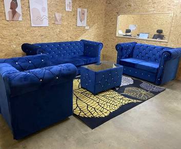 Chesterfield sofa 1+2+3 seater dan coffee table