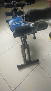 Gym equipment abs builder