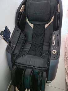 High end zero massage chair newly used
