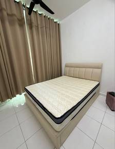 Room in Plentong, JHR