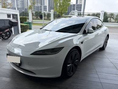 Tesla Model 3 LONG RANGE AWD in Semenyih, SGR