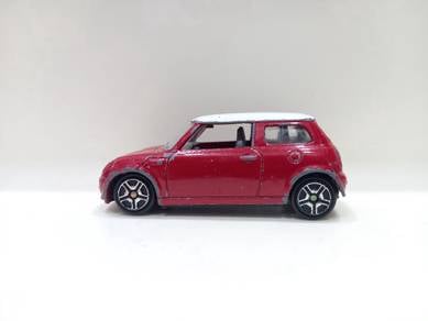 2001 Mini Cooper Red Diecast Car