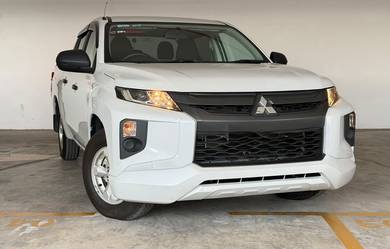 2021 Mitsubishi Triton QUEST