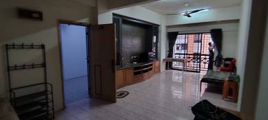 Condominium For Sale in Evergreen Park