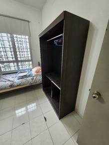Dressing table wardrobe FREE