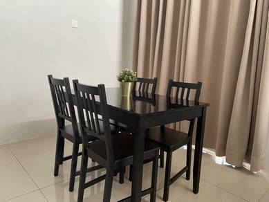 Set meja makan ikea