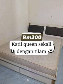 queen size bed 