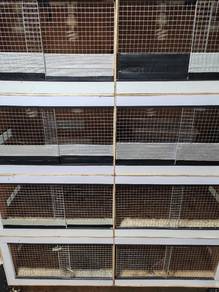 Reptile cage built in lamp holder 