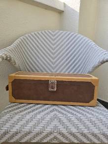 Charles Berkeley Wine Bottle Hard Carrier Case