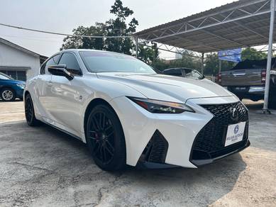 Lexus IS 300 F-SPORT in Pulau Gedong, MLK