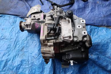 AUDI TT Chh GEAR BOX
