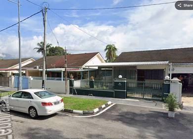 Semi-Detached House For Sale in Jelutong,PNG