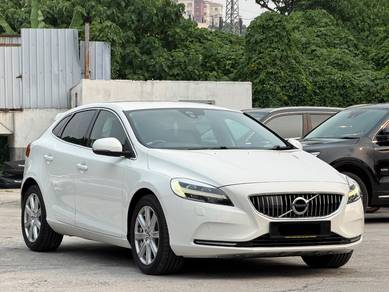 Volvo V40 T5 DRIVE E in Salak Selatan, KUL