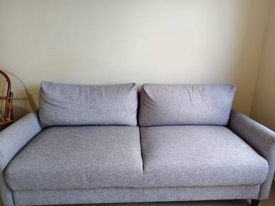 4 seaters sofa