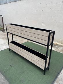 YC89B Rak Bunga Kafe 5ft Café Divider Wood Planter