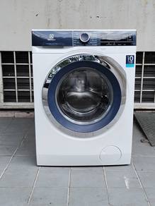 Electrotlux inverter front load washer 10kg