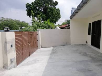 Semi-Detached House For Rent in Petaling Jaya,SGR