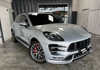 2018 Porsche Macan Turbo TURBO