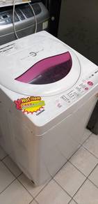 TOSHIBA 6.5kg Washing Machine 5oc1n5 - terpakai