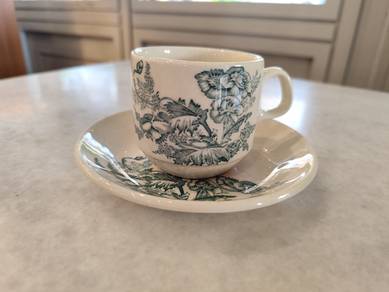 Cup and Sauces Claytan