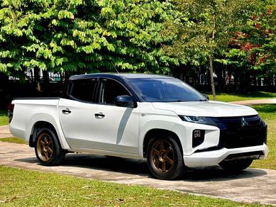 Mitsubishi Triton QUEST in Kepong, KUL