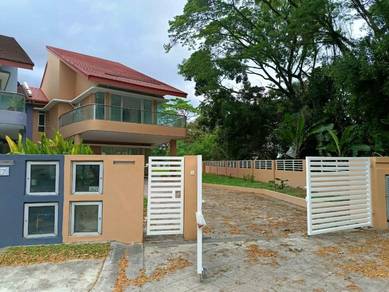 Semi-Detached House For Sale in Mutiara Damansara,SGR