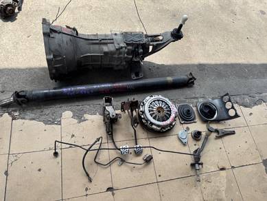 No 27-7-2 Fairlady Z33 350Z DE Gearbox 6sp Manual