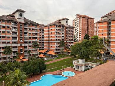 Condominium For Sale in Evergreen Park