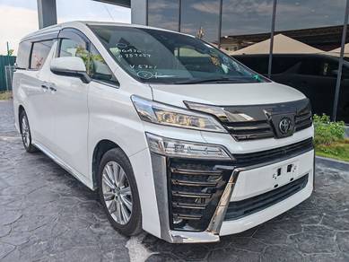 Toyota Vellfire GOLDEN EYES II in Kajang, SGR