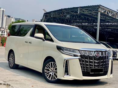 Toyota Alphard in Serdang, KUL