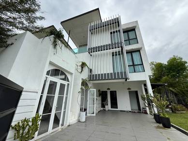 Semi-Detached House For Sale in Kajang,SGR