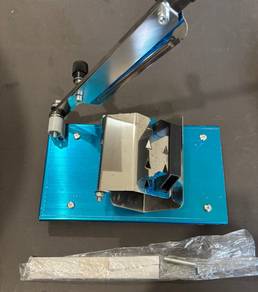 Manually meat / vegetables cutter