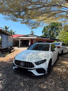 Mercedes Benz A200 200 PROGRESSIVE LINE in Puncak Alam, SGR