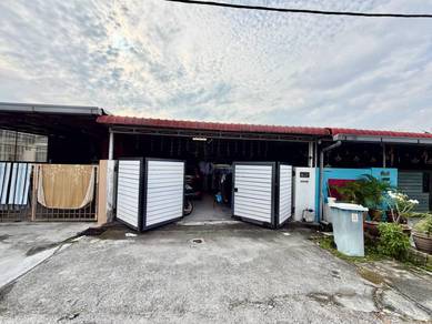 1-storey Terraced House For Sale in Banting,SGR