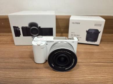 Sony ZV-E10 White + Viltrox 9mm f/2.8 Ultra Wide L