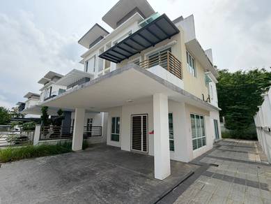Semi-Detached House For Sale in Rawang,SGR