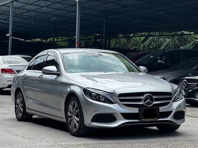 Mercedes Benz C180 180 AVANTGARDE (CBU) in Salak Selatan, KUL